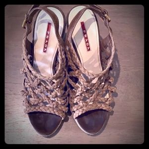 Auth Prada leather espadrilles wedges sand…